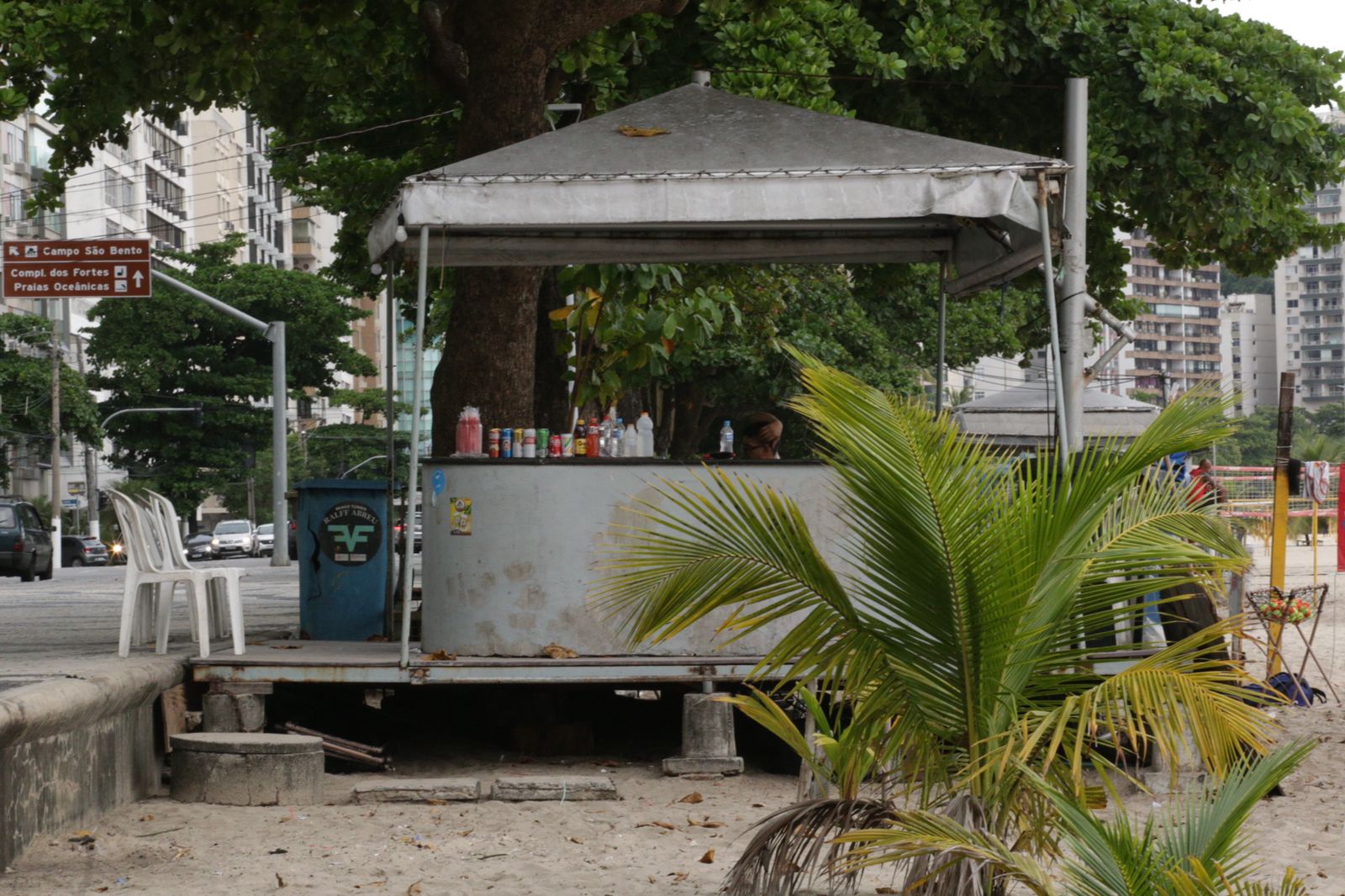 Praia de Icaraí Justiça Federal decide pela retirada dos 11 quiosques