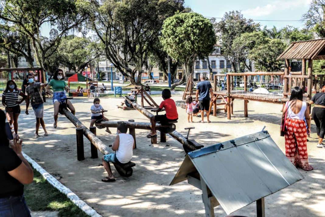 Domingo na Praça