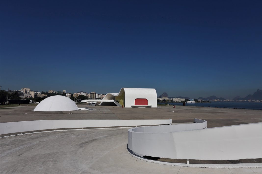Caminho Niemeyer