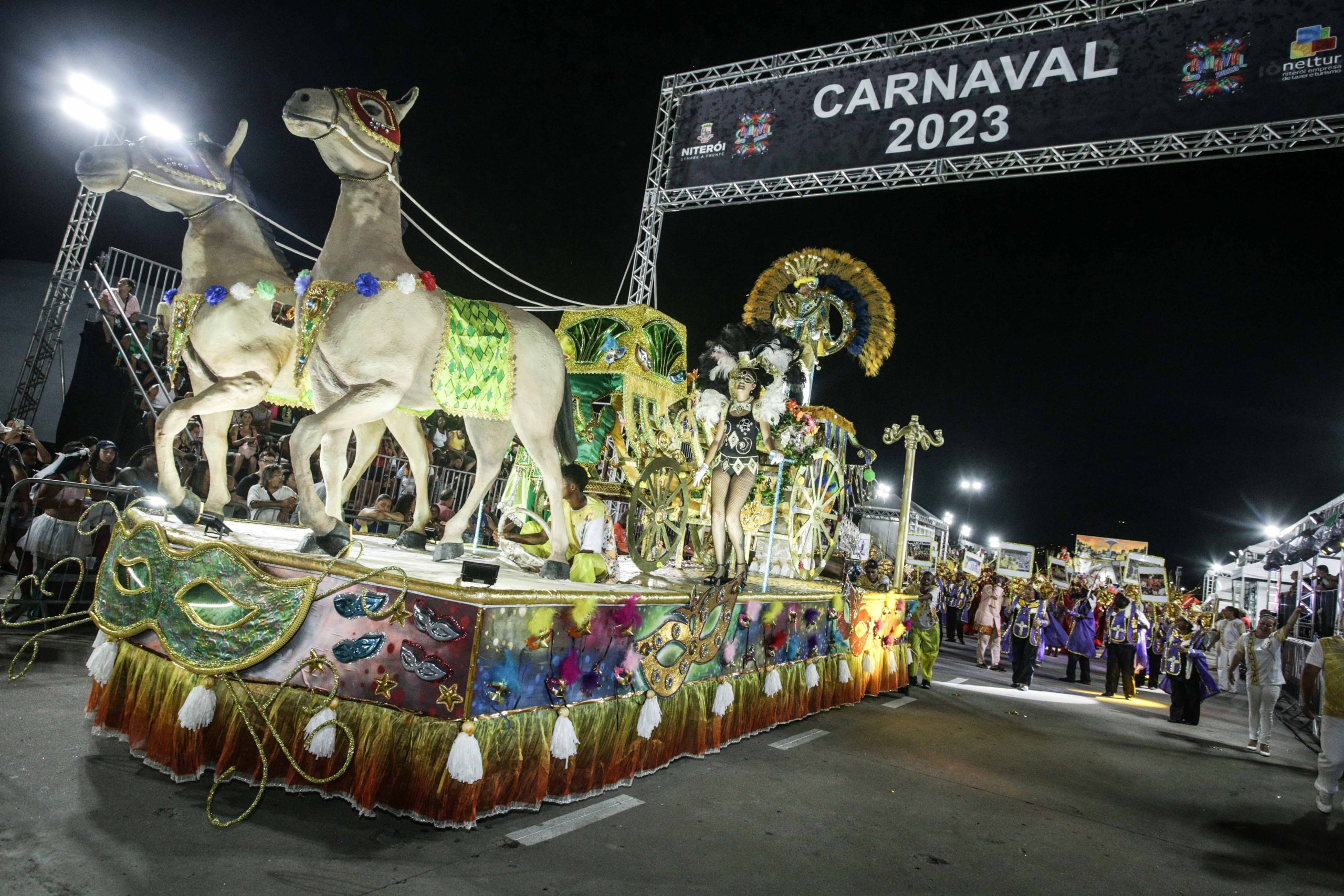 Niter I Divulga Regulamento Do Desfile Das Escolas De Samba Errejota Not Cias