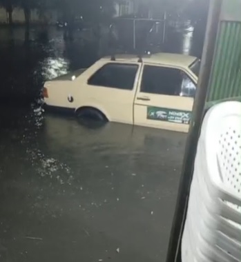 Alagamento no bairro Coelho, São Gonçalo. Redes Sociais