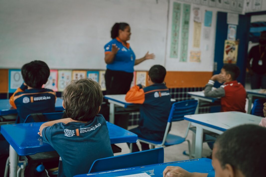 Educação de Itaboraí divulga calendário de renovação de matrículas para o ano letivo de 2026