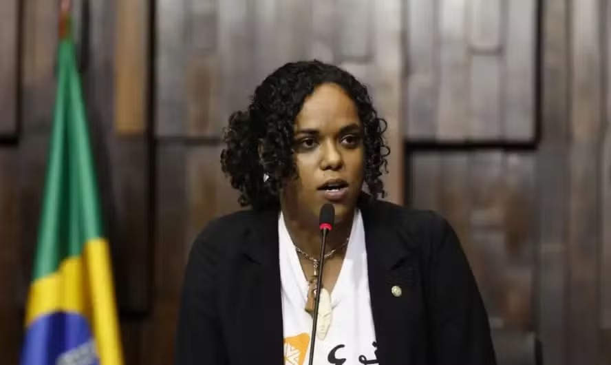 WhatsApp Image 2025-10-29 at 16.32.02